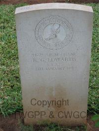 Dar Es Salaam War Cemetery - Edwards, Richard George